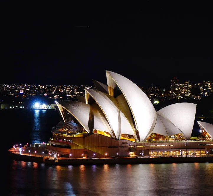 Sydney students enjoy an evening at the Opera House