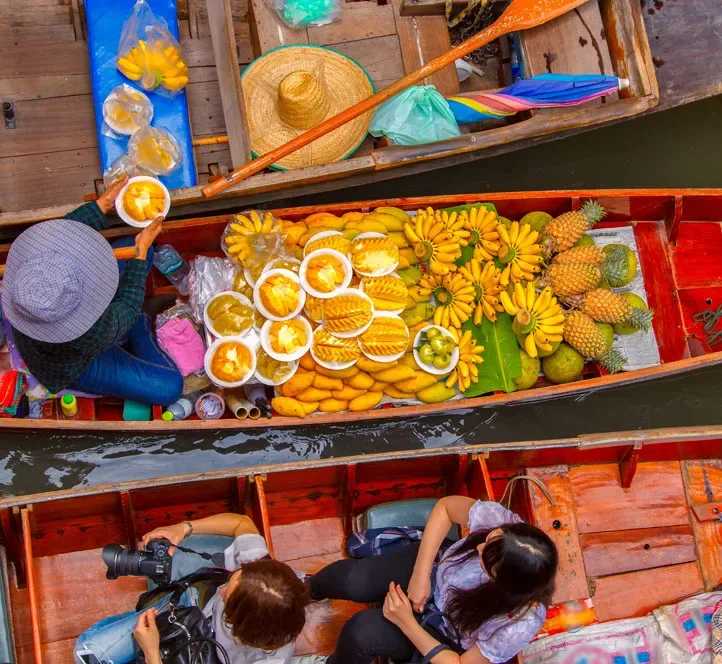 All students taking an internship in Bangkok will enjoy a trip to the floating markets