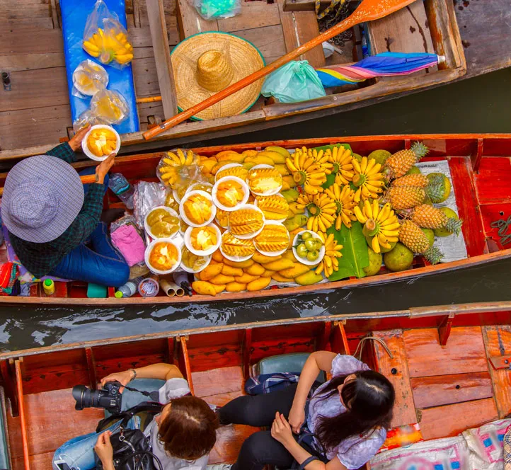 All students taking an internship in Bangkok will enjoy a trip to the floating markets