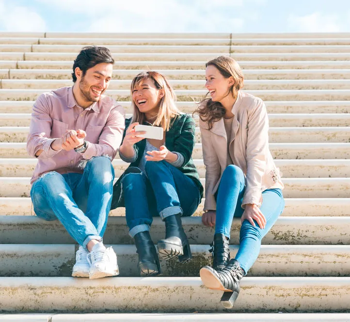 Paris Internship Community