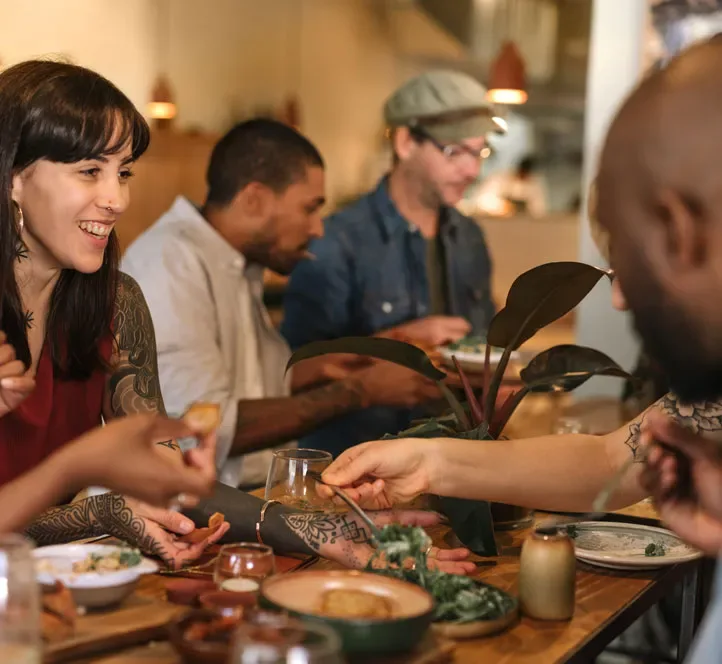 Students in Paris at their Welcome Dinner
