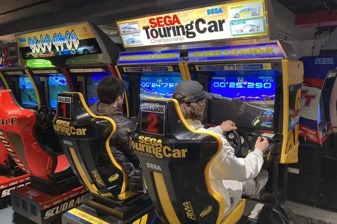 tokyo-arcade