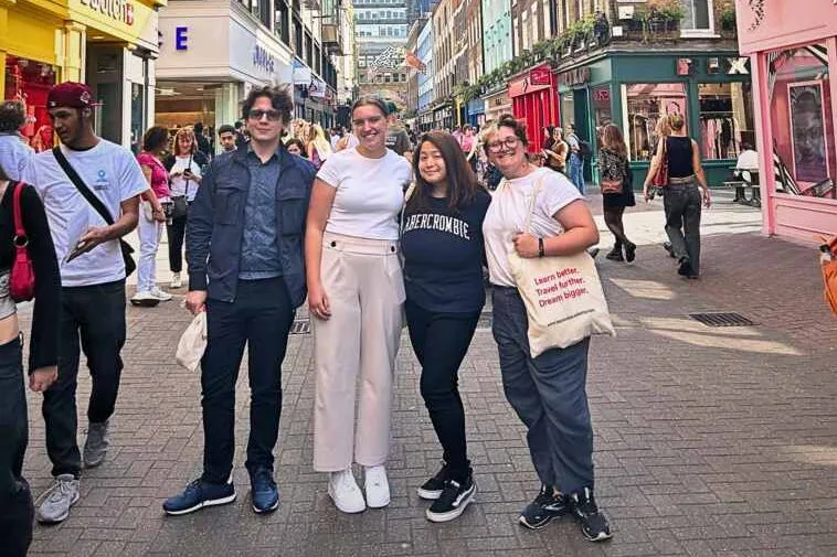 london-whats-included