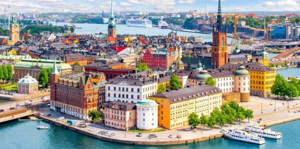 Internships in Stockholm with Beyond Academy